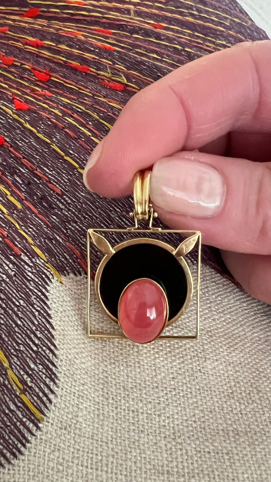 18K Onyx and Rhodochrosite Pendant