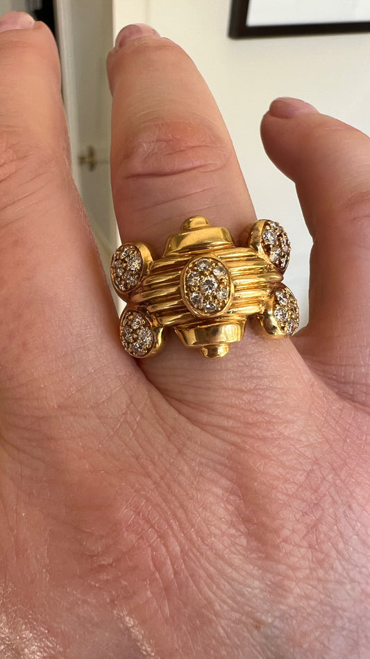 18K Bee Hive and Diamond Ring