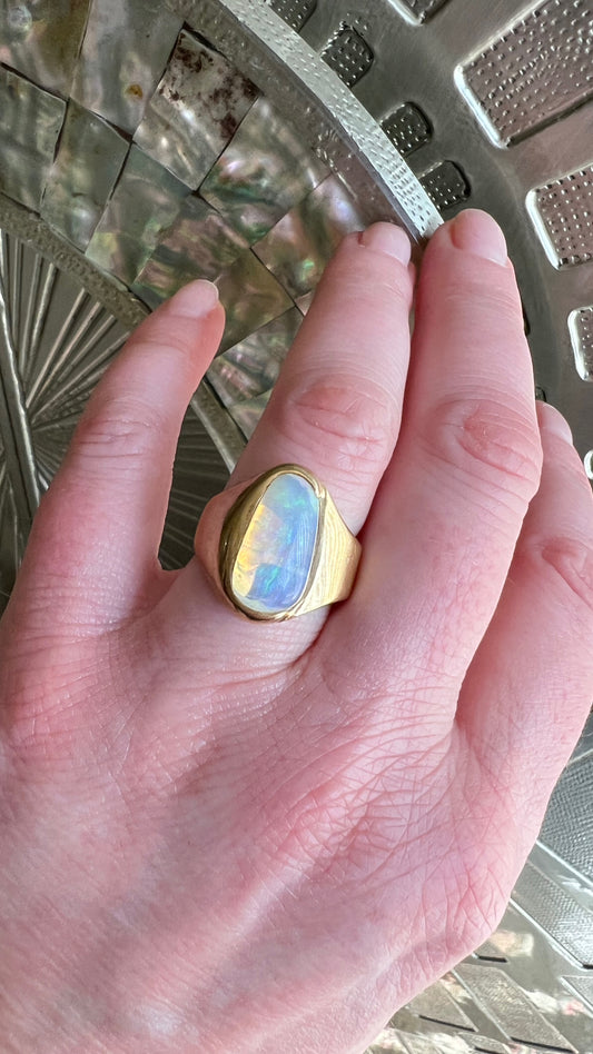 Vintage Opal and Gold Ring