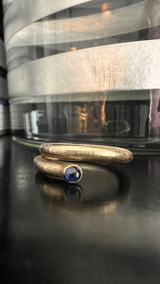 18K Wrap Ring with Sapphire