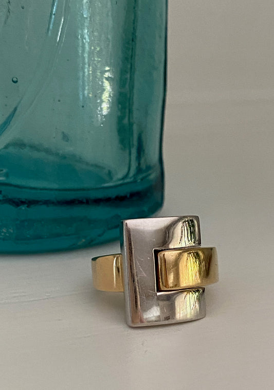 Two-Tone Buckle Ring