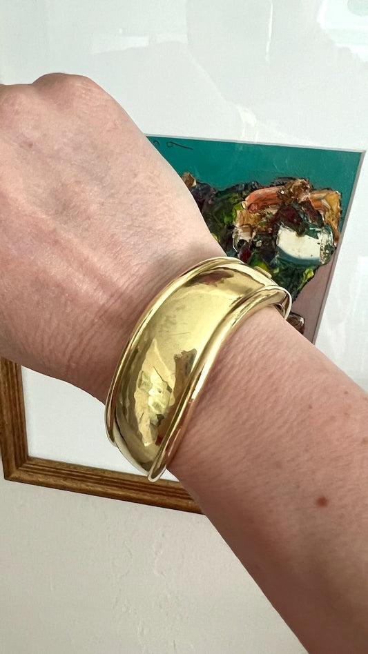 18K Leo de Vrooman Wave Bangle